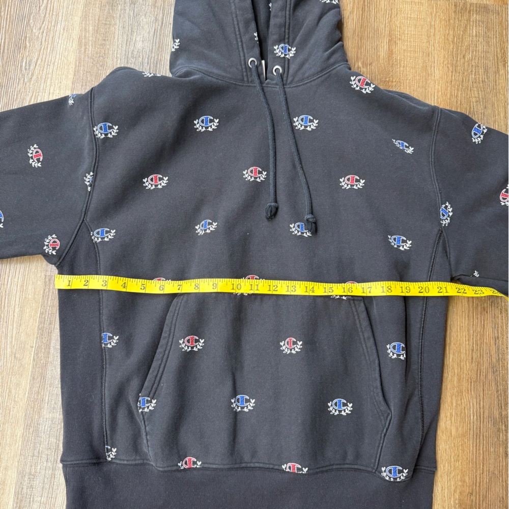 Black Hoodie With Patterned Design - image 4